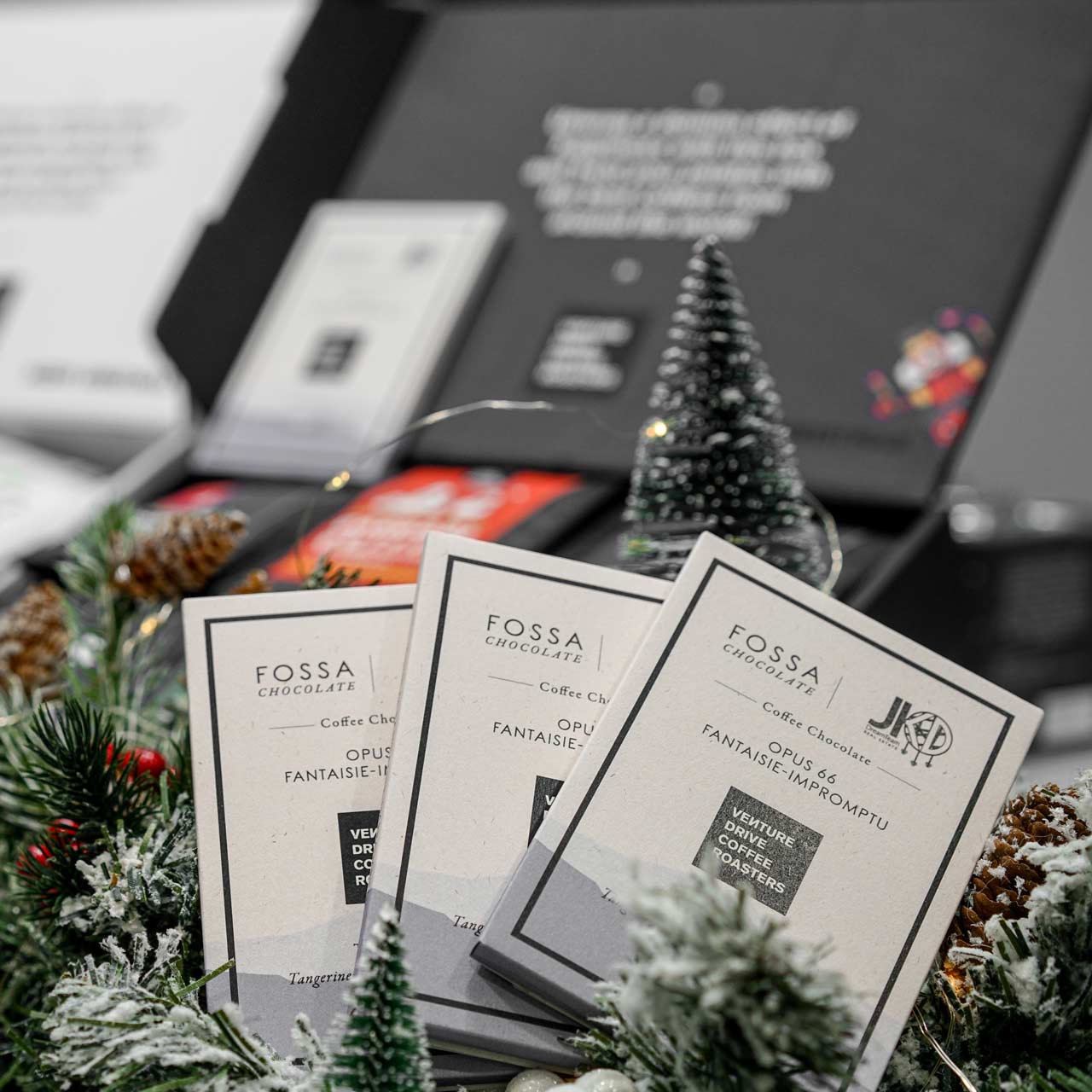 VDC Classic Christmas Gift Box (Sold Out)